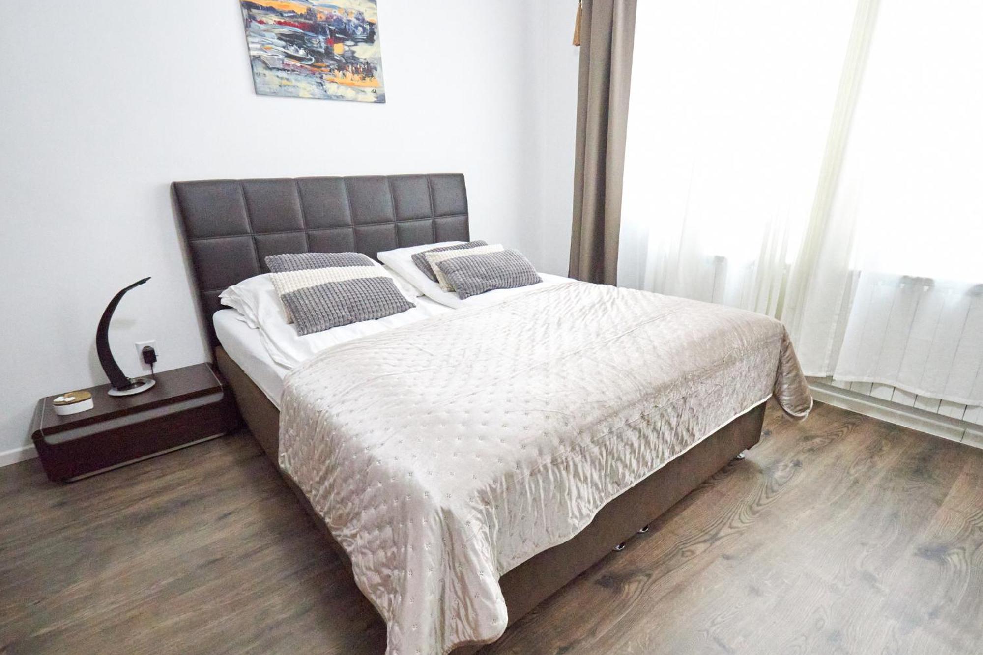 Apartment Old Town Elegance